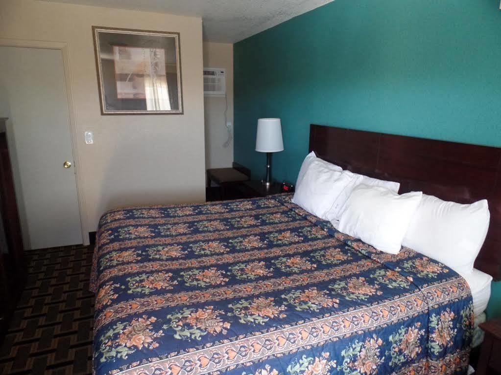 Budget Inn Alamogordo Exterior photo